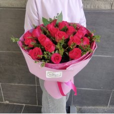 Букет 25 розовых роз 